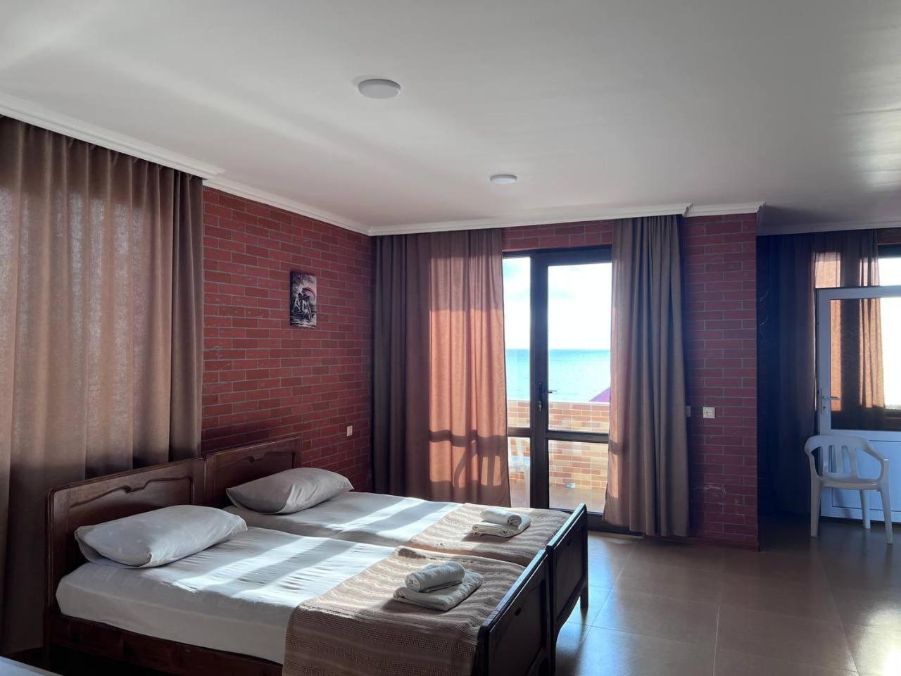 Guest House Rusalka Kobuleti Extérieur photo